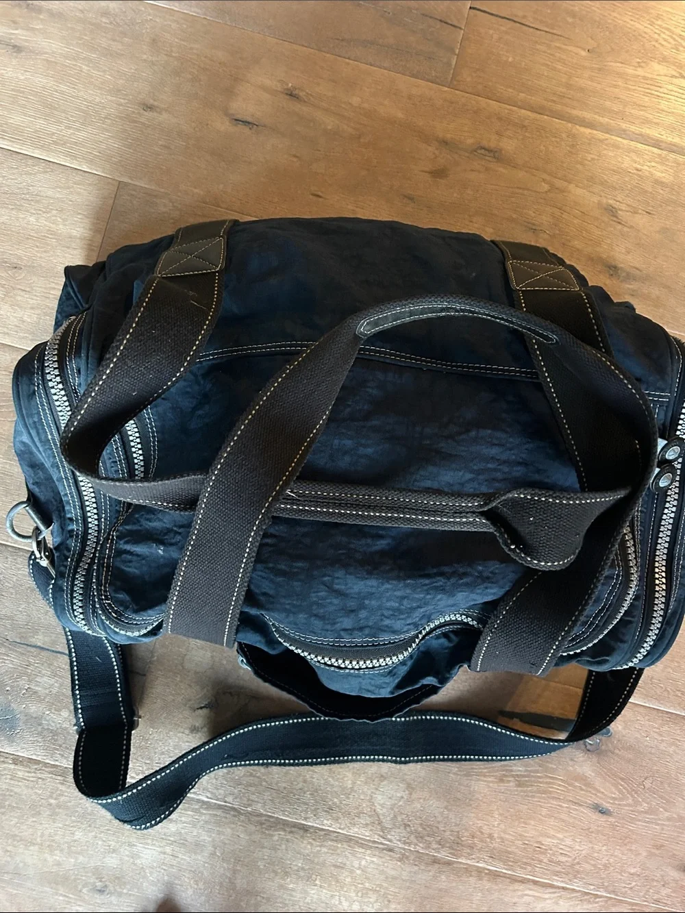 Black Men's Canvas Duffel Bag with Shoulder Strap